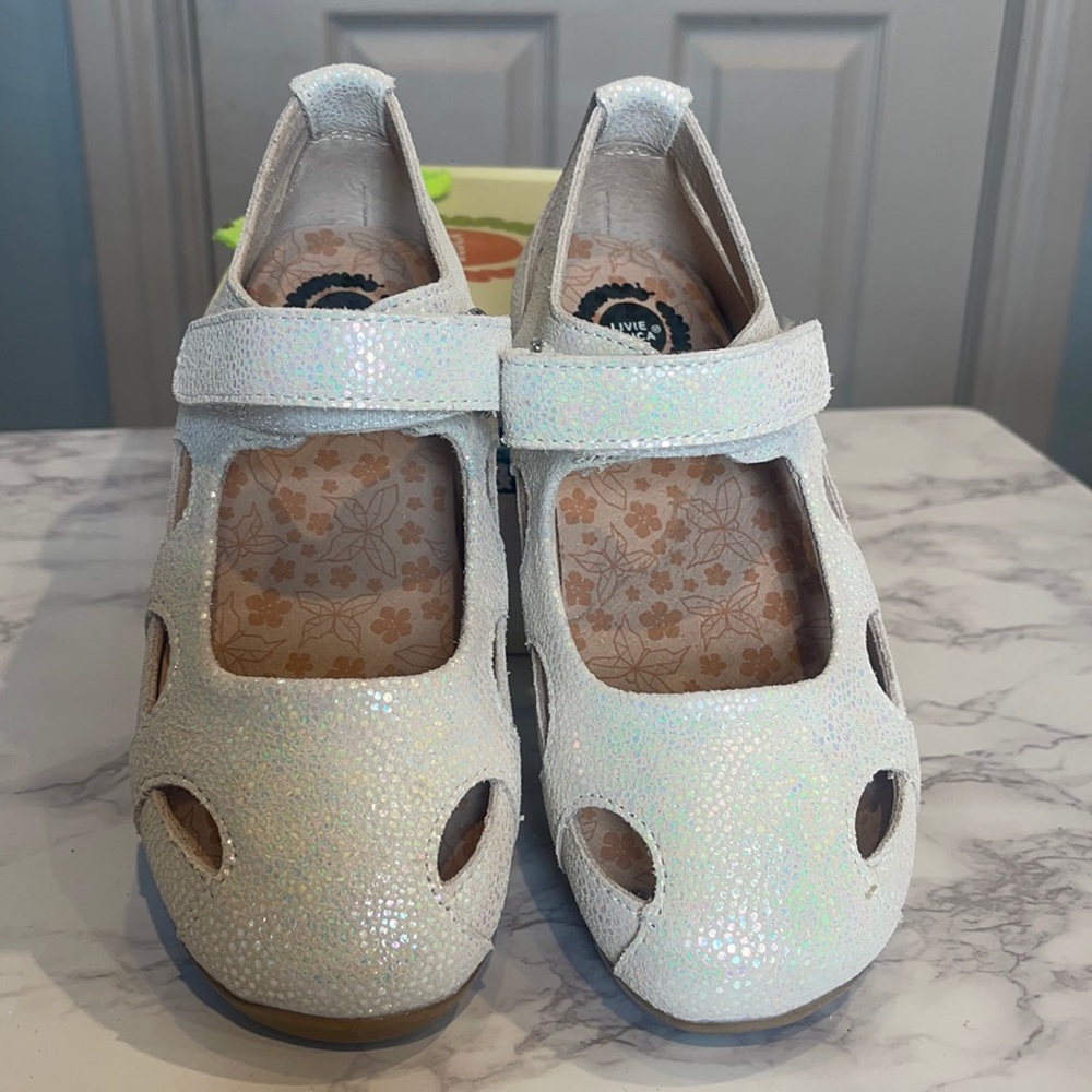 COPY - Livie and Luca Moon Opal size 13